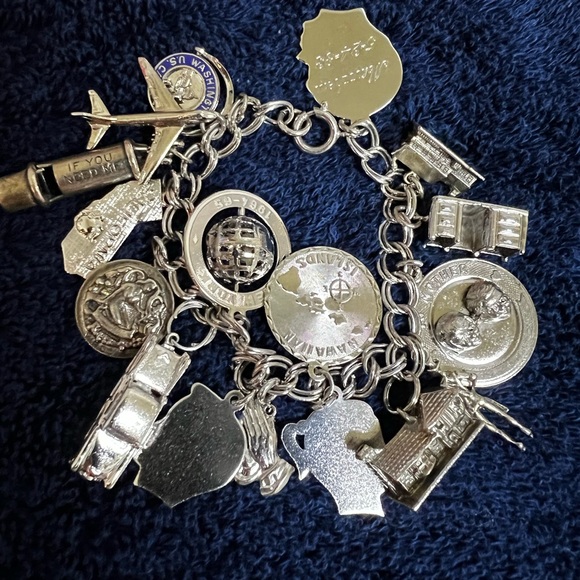 FINAL Price…..Sterling Silver Charm Bracelet A Travelers Delight - Picture 4 of 12